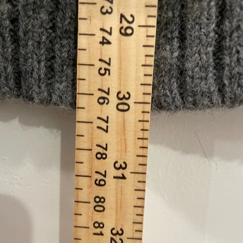 Duluth Trading Co Mens 2XL Gray 100% Shetland Wool Cable Knit Crew Neck Sweater